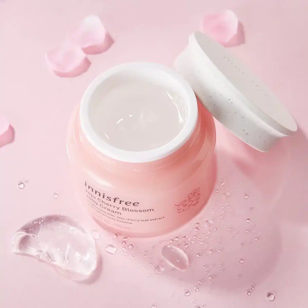 INNISFREE Jeju Cherry Blossom Jelly Cream