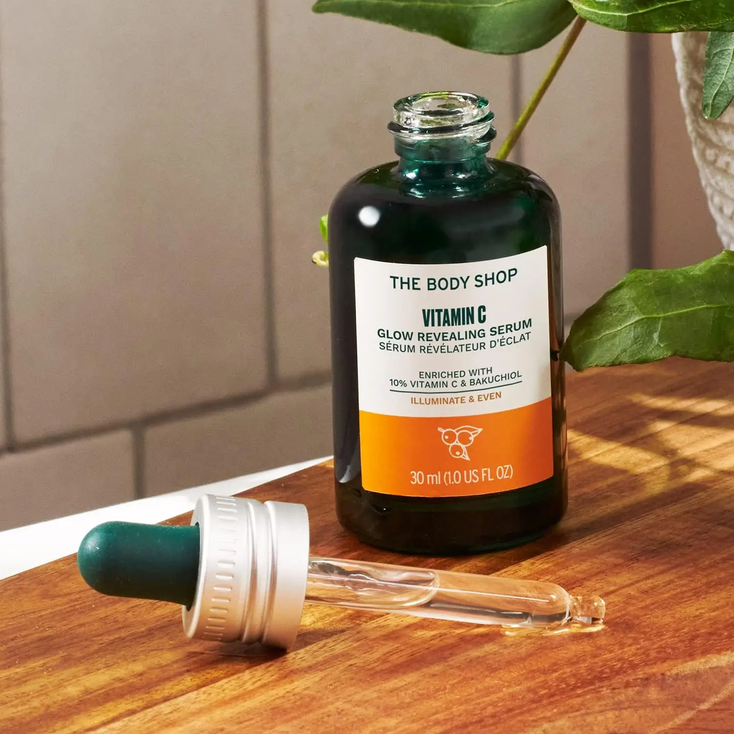 The Body Shop Vitamin C Glow Revealing Serum 30ml